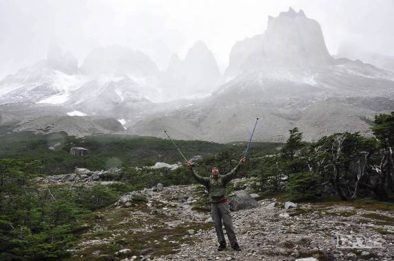 O tempo abria e fechava e as montanhas apareciam e sumiam no 2o dia de caminhadas no parque nacional Torres del Paine, no sul do Chile